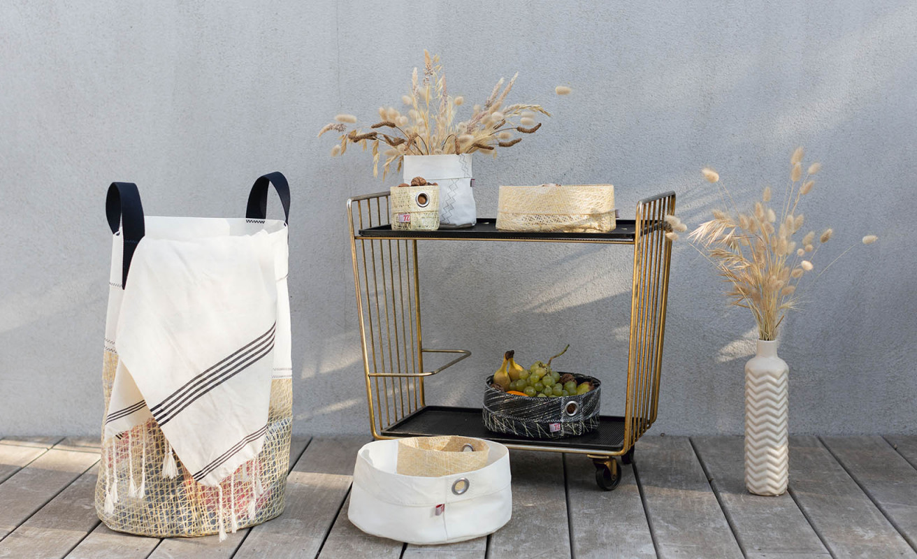 Corbeille blanche M