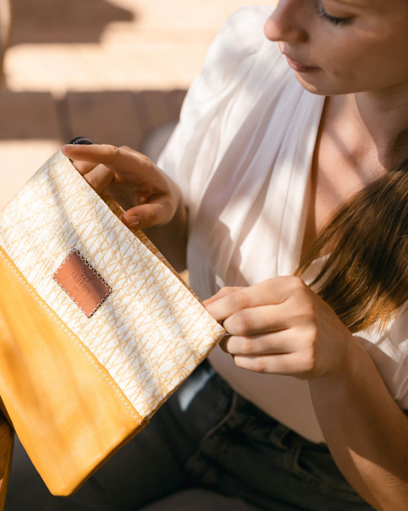 Pochette dragonne Esterel - Cuir Ocre Jaune