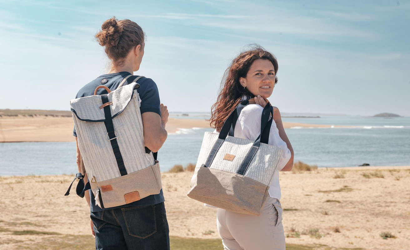 Rucksack Dinghy · Leinen und leder