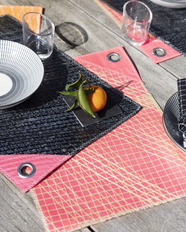 Set de table · Gris et rose