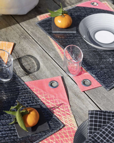 Set de table · Gris et rose