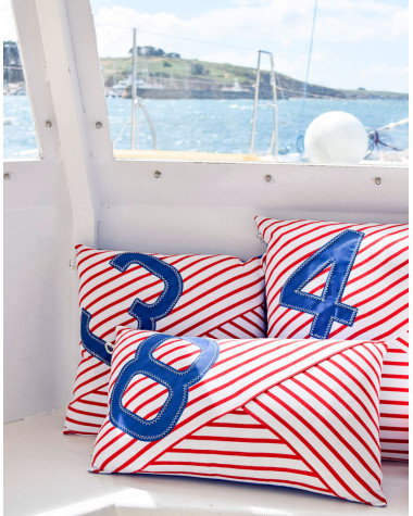 Coussin 50x30 rouge "Armor Lux x 727 Sailbags""