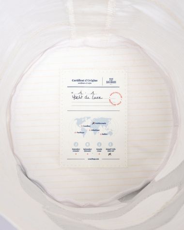 Corbeille papier rayée