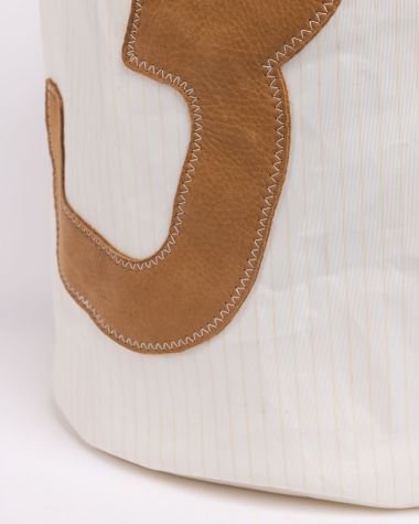 Panier à linge rayé camel