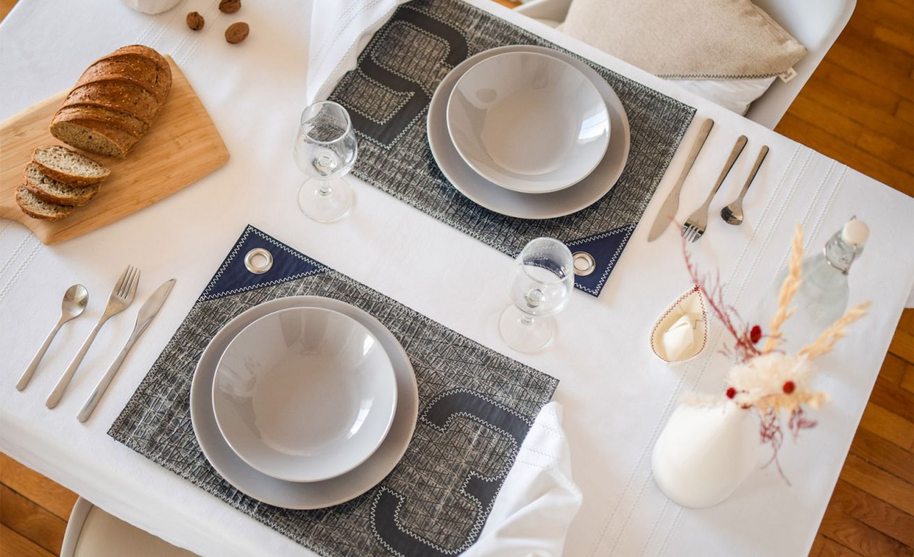 2 Sets de table - Bleu et Gris