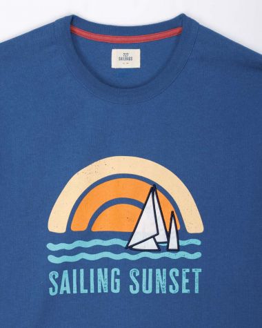 T-Shirt Sailing Sunset · Blau