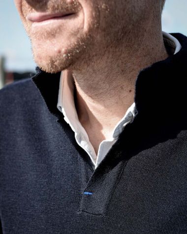 Men's crew-neck pullover · Navy blue