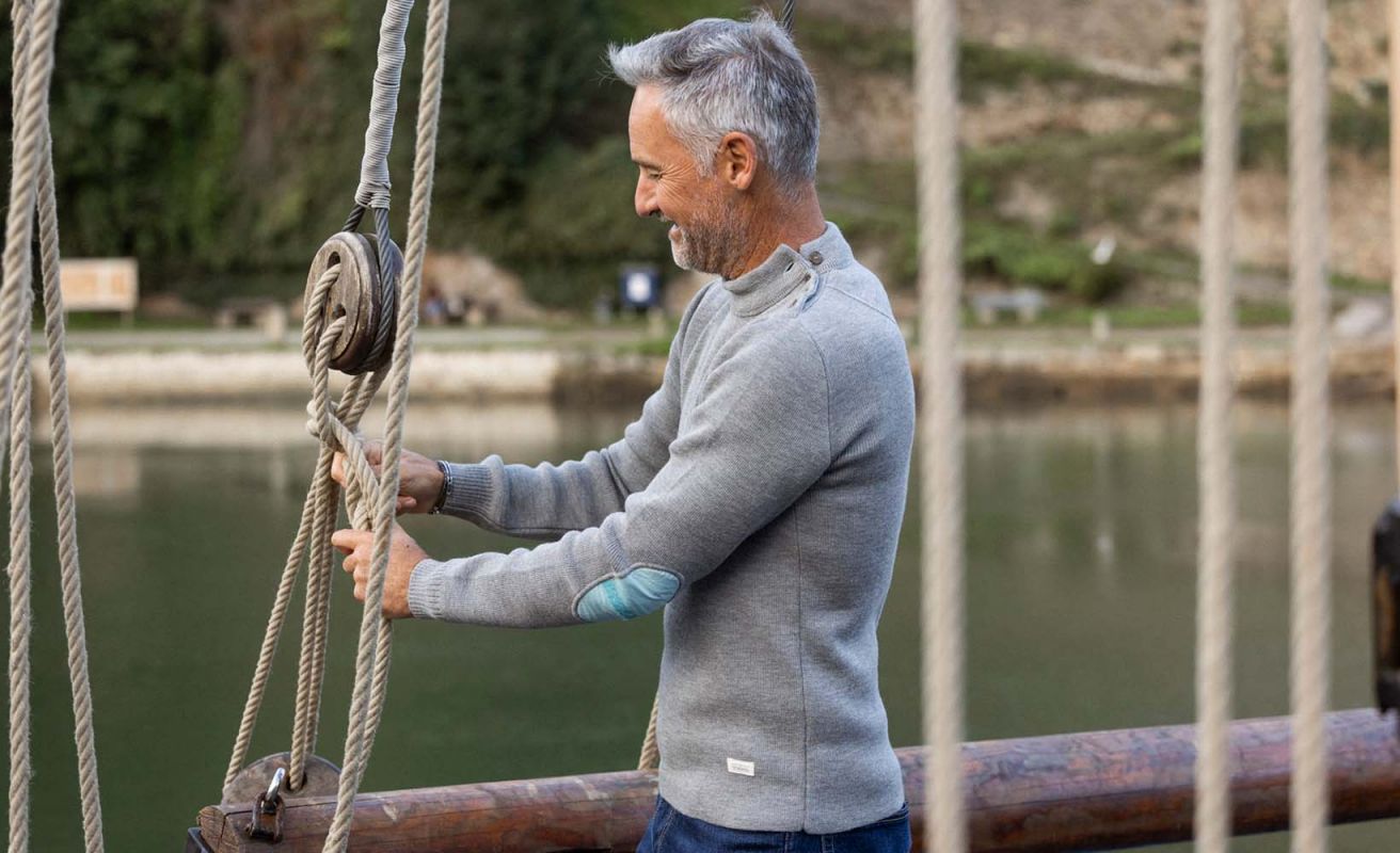 Men's sailor sweater in wool · Grey