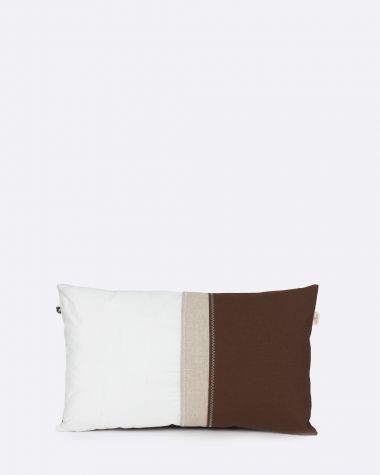 Cushion 50x30 · Natural linen and chocolate