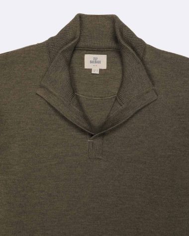Men's crew-neck pullover · Khaki and grey