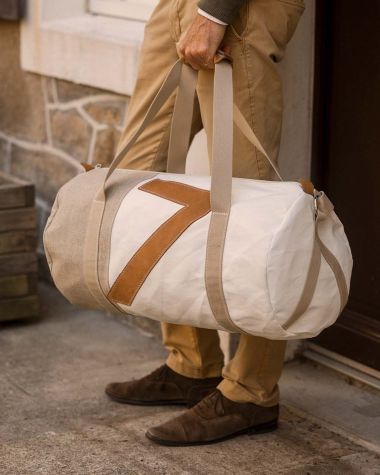 Duffel Bag Onshore · Linen and amber leather