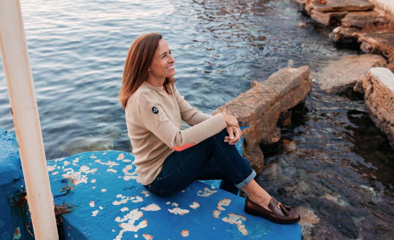 Marine-Pullover für Damen aus Merinowolle · Leinen und rosa