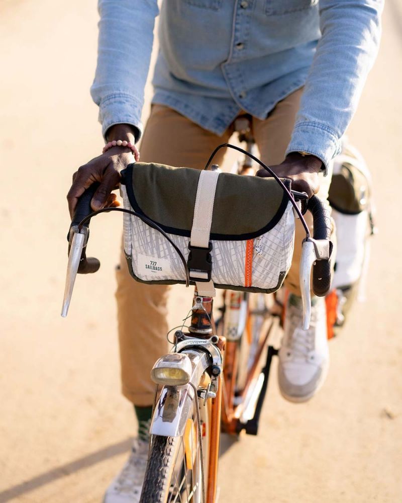 Scooty Handlebar cross-body bag convertible · Khaki and orange