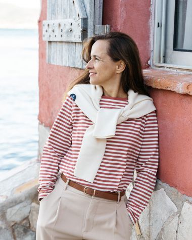 Women's Breton Shirt Nantucket · Red and light beige