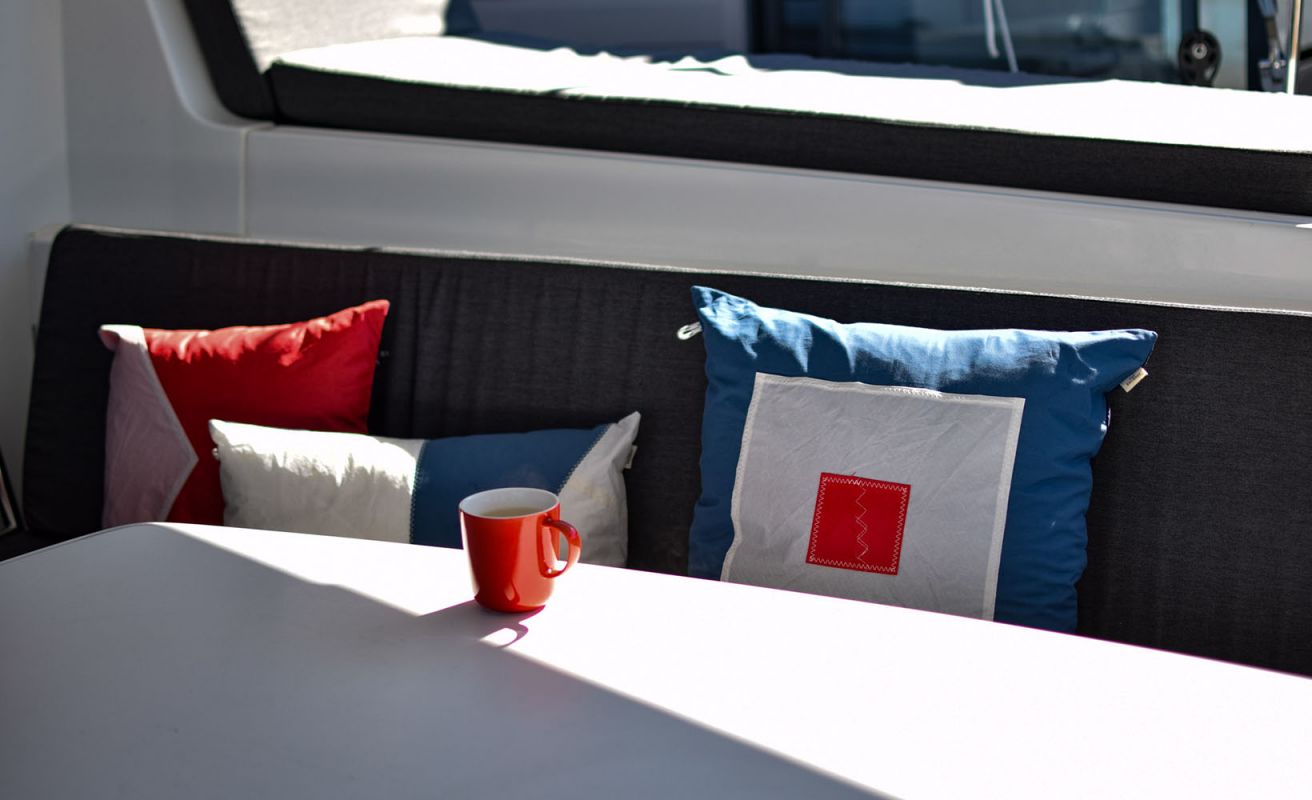 Coussin 50x50 · Pavois