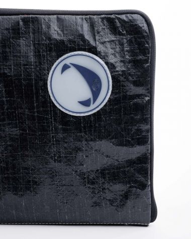Housse PC & MacBook Air/Pro 13''-13,3" · Collection Vendée Globe 3Di noir