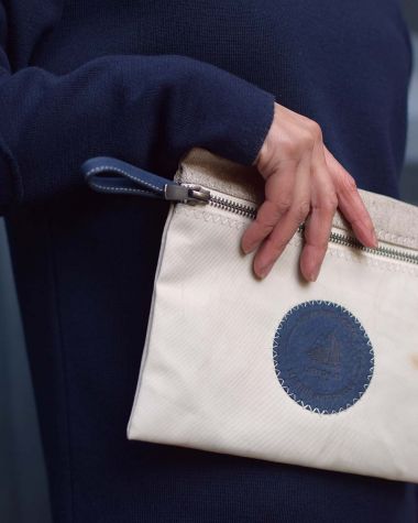 Le Grand Foc‘ zipped clutch bag · L’Étoile Collection