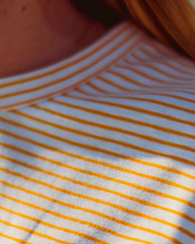 T-Shirt Calvi Femme · Jaune et écru