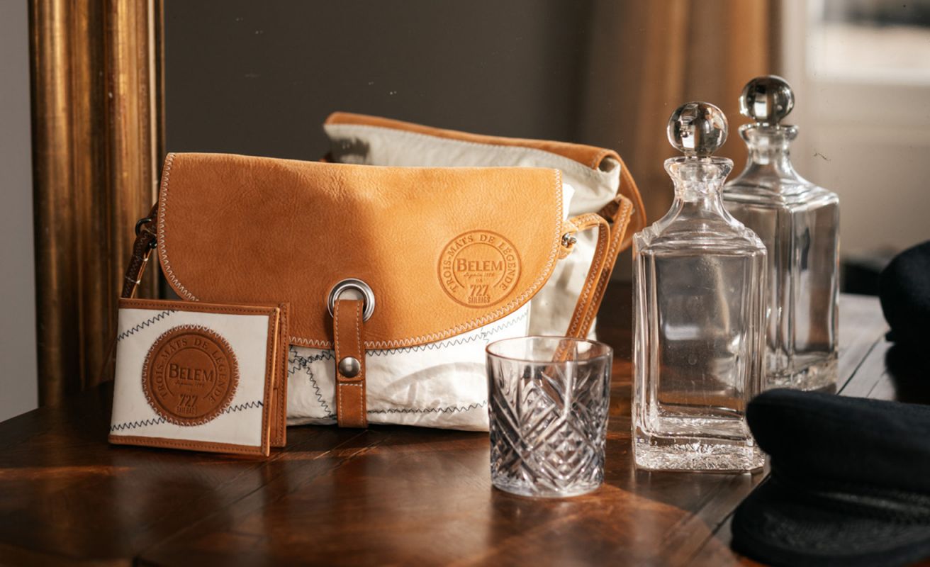 Coffret : Sac à main Légende et pocket Belem