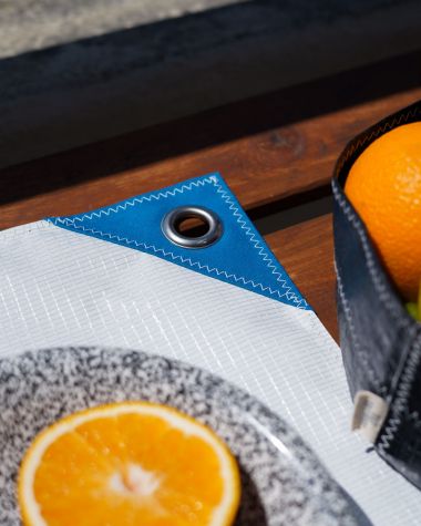 Tischset · Weiß und Karibikblau