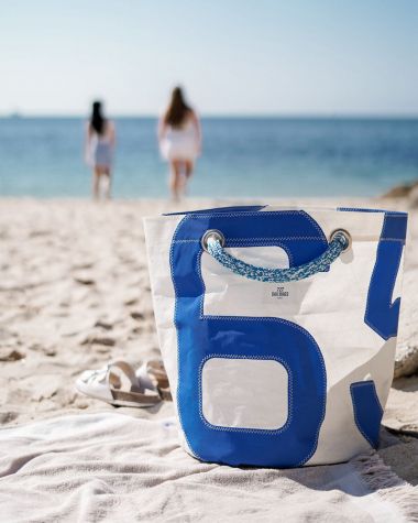 Family Bag · White and blue