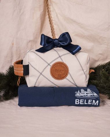 Holiday-Geschenkset 'Harbor Stop‘ · Belem Polo und Kulturtasche