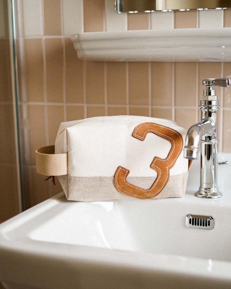 Trousse de toilette Windy· Lin et cuir ambre