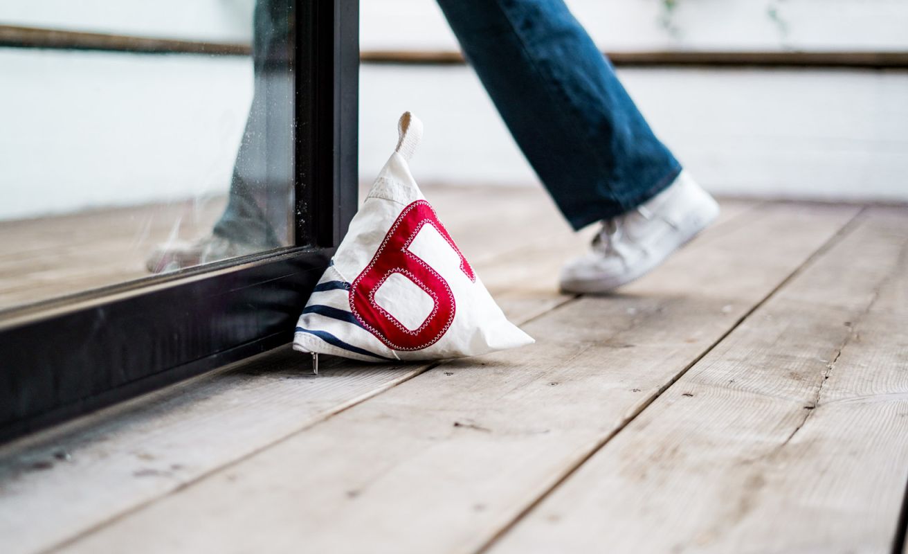 Berlingo door stopper