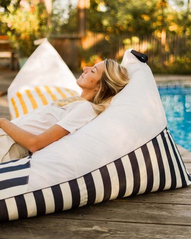 Berlingo Bean Bag · Dolce Vita Navy