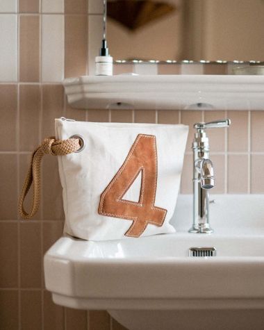 La Midinette · 4 Cuir ambre