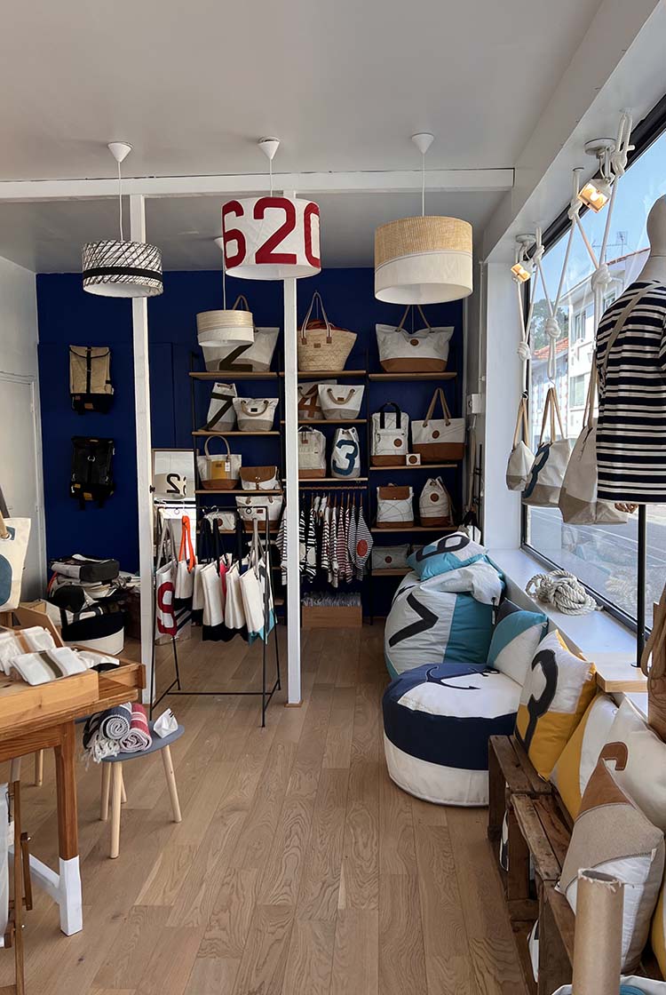 Boutique 727 sailbags Arcachon
