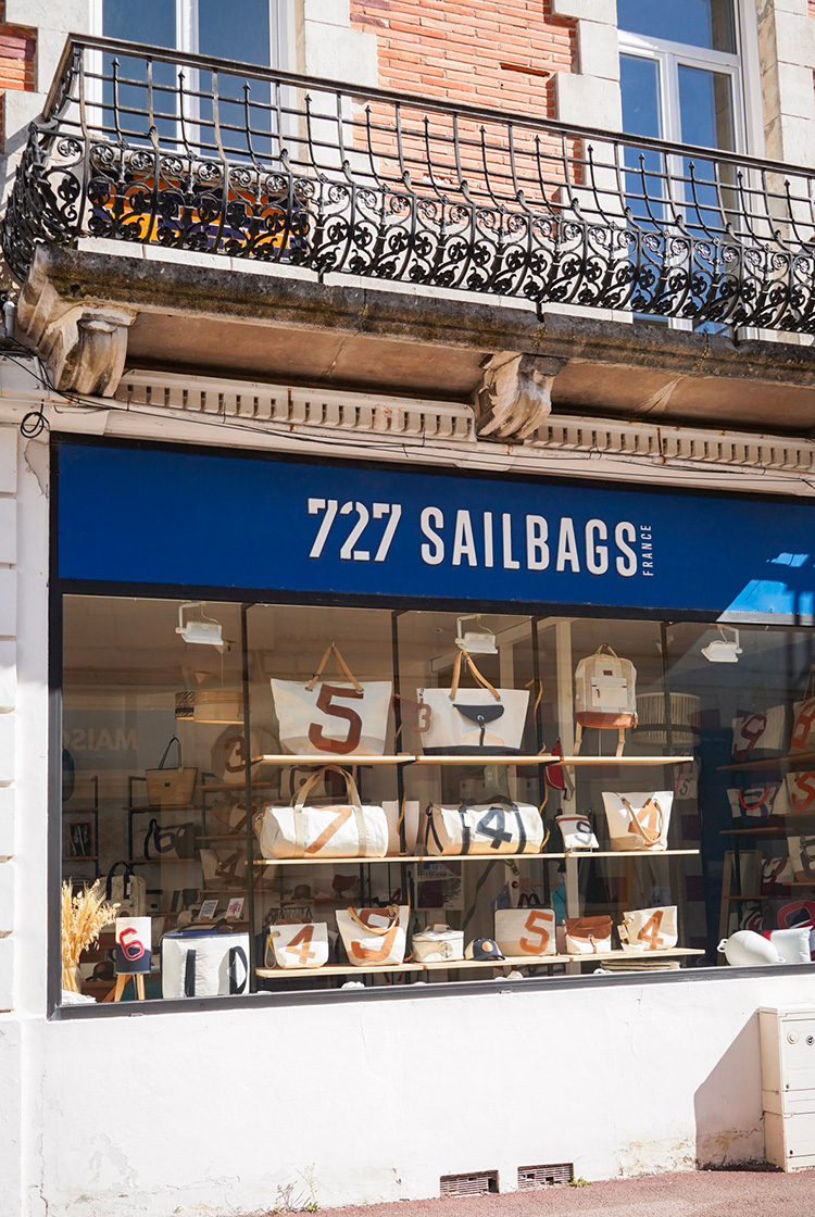 Boutique 727 sailbags Arcachon