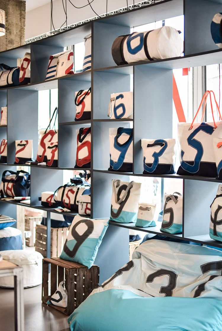 727 Sailbags store in Vannes