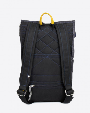Black - Dinghy backpack