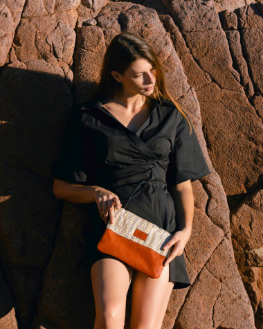 Clutch bag Esterel · Terre de feu Leather