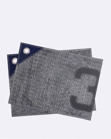 2 Placemats · Grey and dark blue