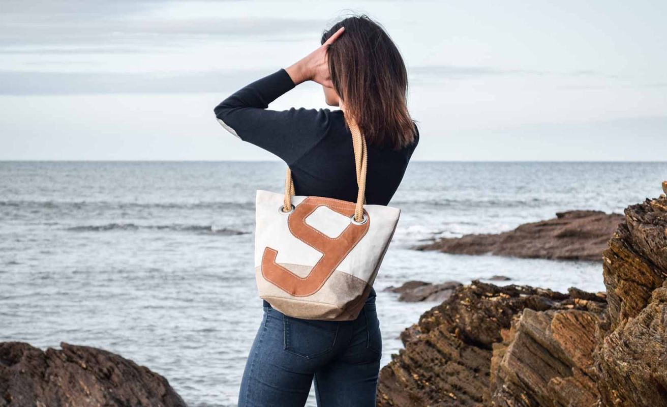 Hand Bag Legend · Linen and leather