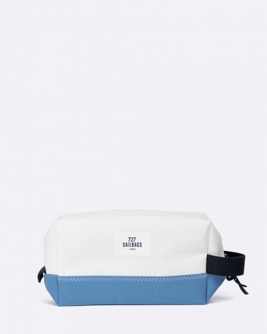 Toiletry Bag Windy · Pastel Blue