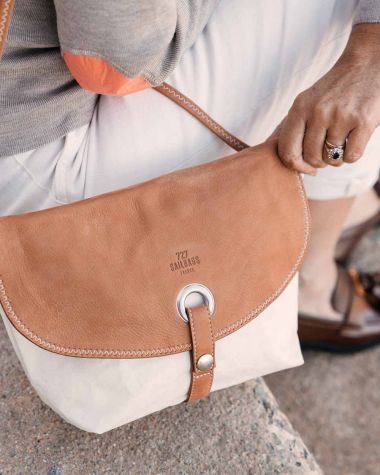 Calypso leather shoulder bag