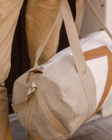 Duffel Bag Onshore · Linen and amber leather