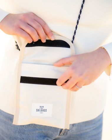 Skate cross-body bag · Blue and yellow
