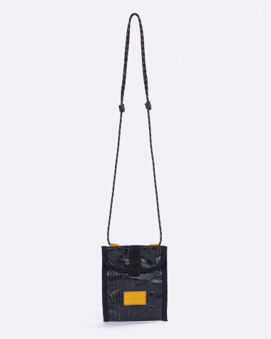 Skate cross-body bag · Black