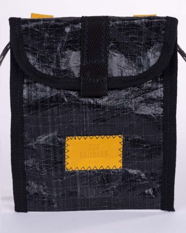 Skate cross-body bag · Black