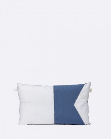 Cushion 20x12 in · Flag