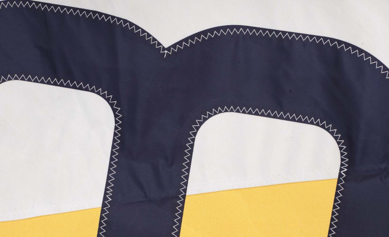 Beechwood deckchair · Lemon Yellow