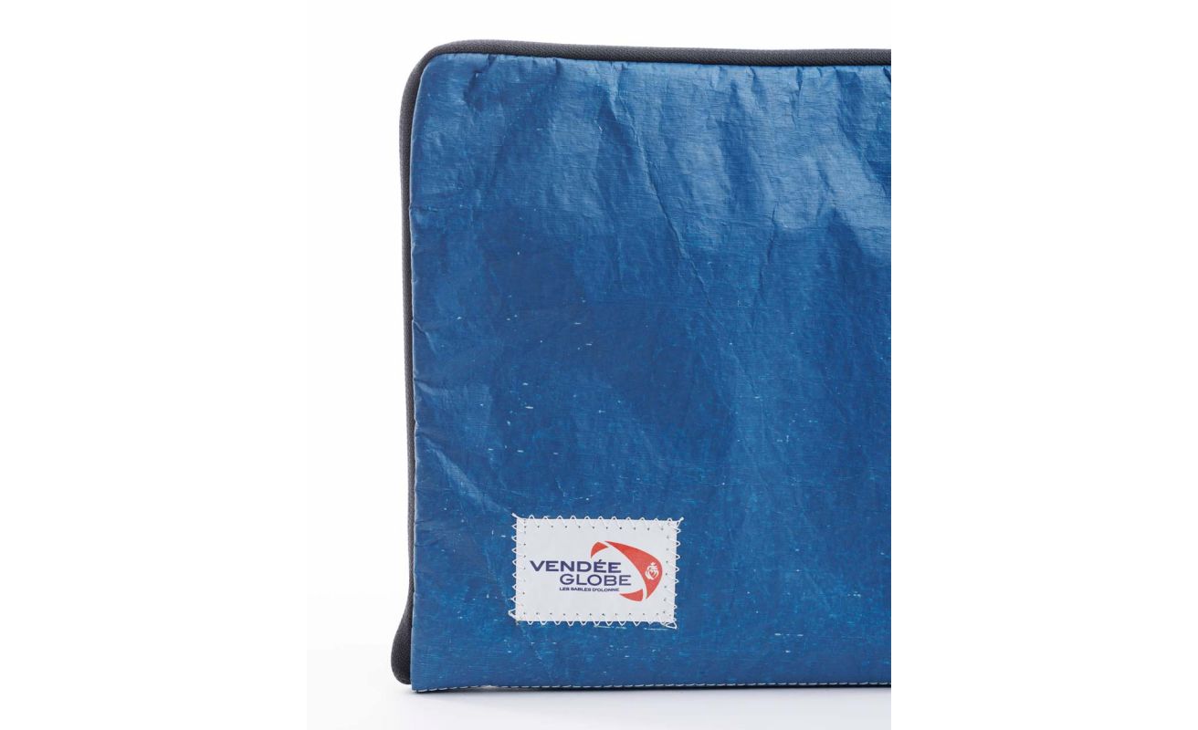 MacBook laptop case 13"/13,3'' · Vendée Globe Collection Blue