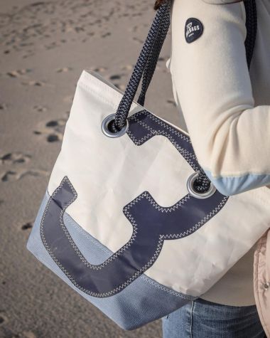 Legend handbag · Blue Pearl