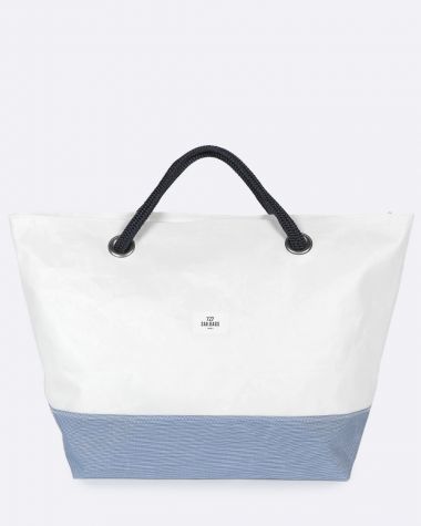Carla · Blue Pearl