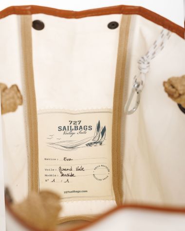 Seaside tote · Classic Yachting