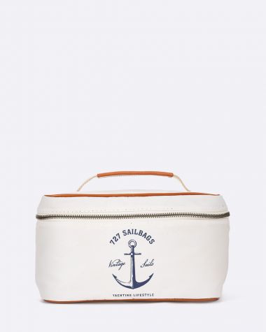 Vanity case · Classic Yachting